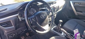 Toyota Corolla 1.4 Diesel, Zlata 2015+navigacia+2x komplety - 15