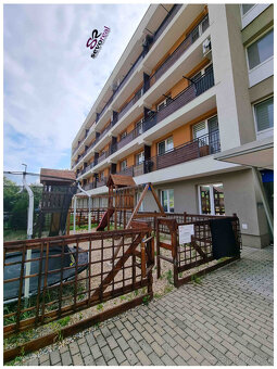 REKONŠTRUKCIA / 1,5i byt BB / RADVAŇ / VLASTNÉ PARKOVANIE - 15