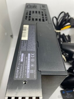Sony PlayStation 2 Fat - model :SCPH 50004 - 15