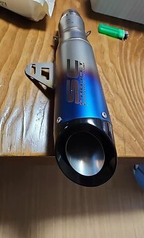 Nový  športový  ladený  Nerezový  univerzálny    moto výfuk - 15