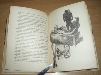 Alfred Hitchcock a traja pátrači - 15