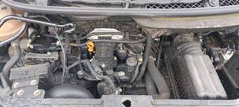 Citroen c8 2,0HDi 100kW r.v. 10/2012 - 15