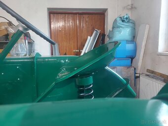 Skoda 30 náhradné diely - 15