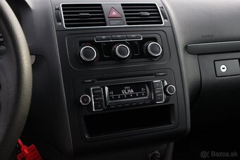 Volkswagen Touran 1.6 TDI Trendline už od 69€ mesačne - 15