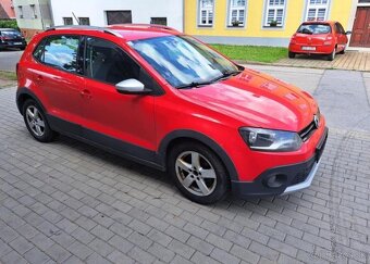 Volkswagen Polo 1,6 TDI CROSS ,,REZERVOVÁNO" nafta manuál - 15