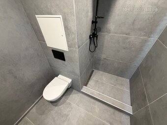 Kompletne zrekonštruovaný 2i byt s KK, 34m2 + balkón, Karpat - 15