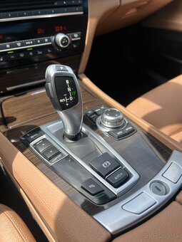 BMW F01 730D - 15