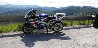 SUZUKI GSX-R 600 K3 r.v.2003 - 15
