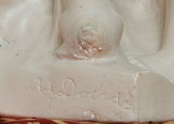 Zbierka starožitných sošiek z porcelánu - 15