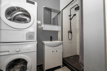 Štýlový zrekonštruovaný 2-izbový byt | Moldava nad Bodvou - 15