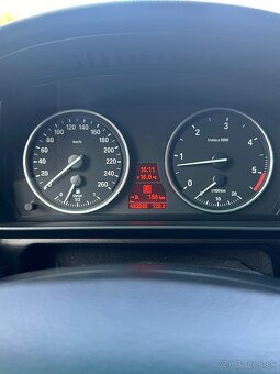 BMW e60 530 FACELIFT - 15
