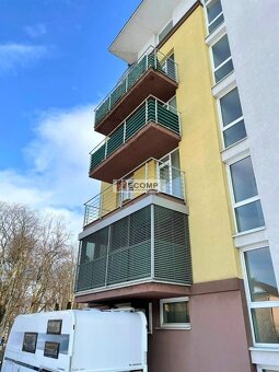 EXKLUZÍVNE: Prenájom priestranného 3-izbového bytu s 2 balkó - 15