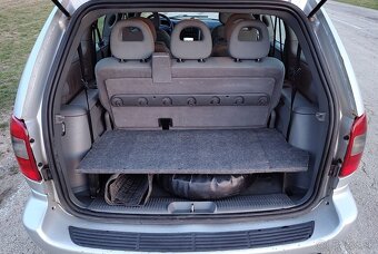 Chrysler Voyager 2.4i + LPG, manuál, r.v. 2006 - 15