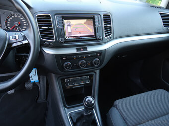 Volkswagen Sharan 2.0 TDI Highline 2018 - 7 miest - - 15