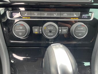Predám VW GOLF Highline 2.0 TDi 150k ťažné,nezávisle,Xenon, - 15