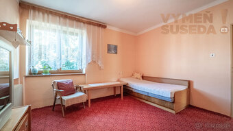 VYMEŇ SUSEDA - Na predaj pekný 4 izbový rodinný dom v obci  - 15