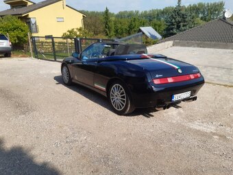Predám Alfa Romeo Spider - 15