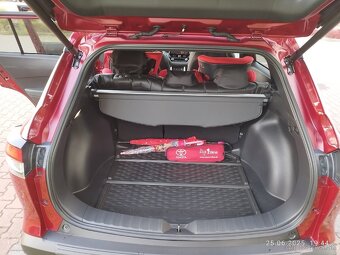 Toyota Corolla Cross - 15