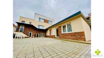 Zariadený 2 izb byt Staré sídlisko Prievidza 2 x park miesto - 15