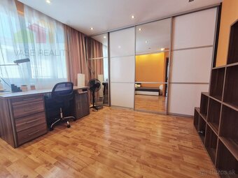 Na prenájom 3-izbový byt s balkónom, 97 m², Tallerova ul., S - 15
