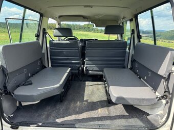 Toyota Land Cruiser 70 3.0 TDI - 15