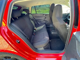 Skoda Rapid spaceback - 15