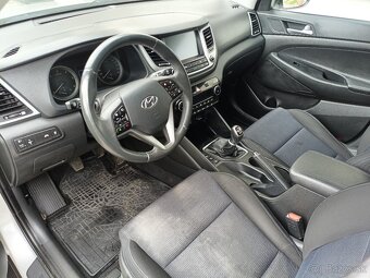 Hyundai Tucson 2.0crdi 100kw 4x4 - 15