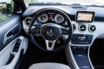 Mercedes-Benz A250 AMG Line - 15