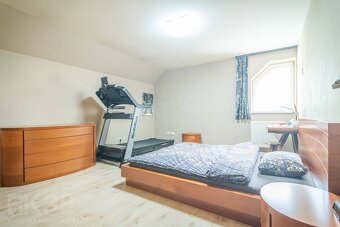 TOP ponuka: Priestranný dom s nádherným pozemkom - 15