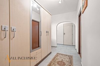 ALL INCLUSIVE | NA PREDAJ VEĽKOMETR 3-IZB. BYT S BALKÓNOM, D - 15