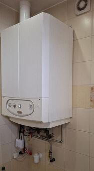 Vidiecky dom, rekonštrukcia, dvor, záhrada, 3i, všetky IS - 15