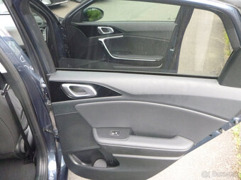 KIA CEED 1,4 TGDI 2021 GOLD - 15