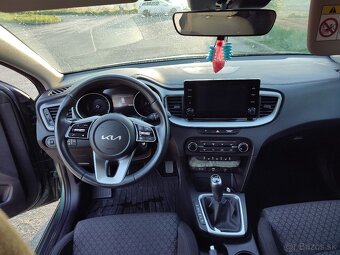 Kia Ceed SW (MY2023) 1.5 T-GDi 118kW - 15