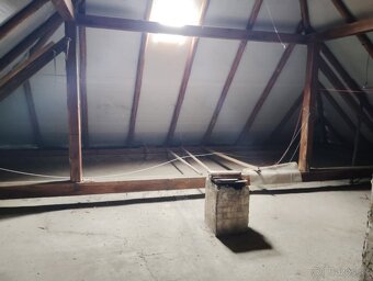 Predám 3 izbový rodinný dom - 15