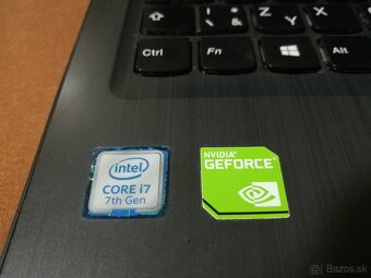 Lenovo 310. 15,6"FHD. 12 GB DDR4. SSD 256 GB. Nová baterka. - 15