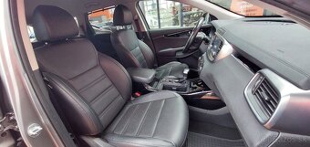 Kia Sorento 2.2 CRDi 147kW 4x4 AT8 Platinum - 15