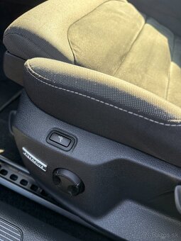 Volkswagen Golf 1.6 TDI DSG - 15