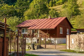 REZERVOVANÉ - Rodinný dom vo Vyhniach – ideálne bývanie pre - 15