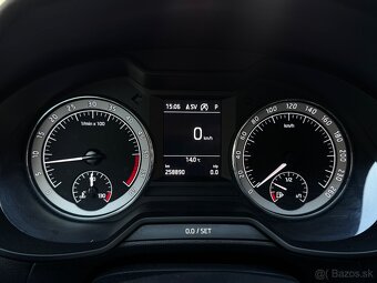 ŠKODA OCTAVIA COMBI 3 Lift 1.6Tdi DSG 2018 - 15