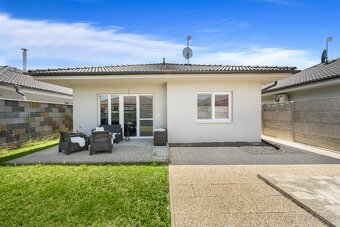 Na predaj 3,5 izbový rodinný dom Lehnice, časť Malý Lég - 15