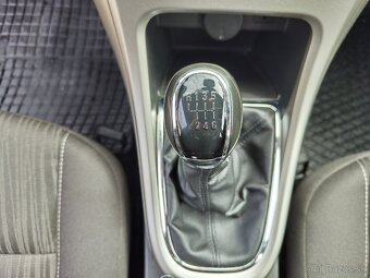Opel Astra 2012 roku - 15