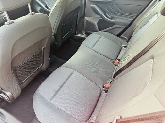 Ford Focus 1.5TDCI Trend-1.MAJITEL -ČR - 15