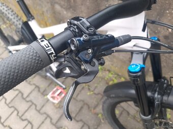 SPECIALIZED Stumpjumper EVO S4(L) 29" Top stav - 15