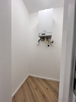 RK Treef ponúka: Štýlový 2-izbový byt – zariadený, s loggiou - 15