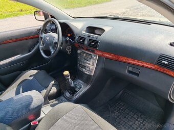 Toyota Avensis 2.2 D-4D Xenon/Klíma/Senzor - 15