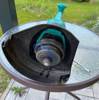 BOSCH  kosačka 1200 W a ROTAK 32 BOSCH ART 26 Easytrim - 15