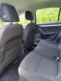 Škoda Octavia 1.6 TDI Ambition - 15