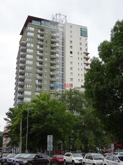 UNIVERSO novostavba RUŽOVÁ DOLINA,  + dvoj-garáž - 15