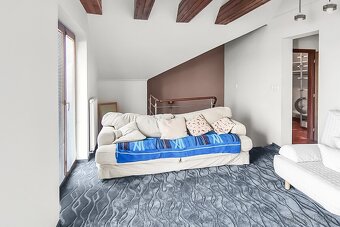 5-IZB. DVOJPODLAŽNÝ RODINNÝ DOM 165 m², TICHÁ LOKALITA, ROV - 15