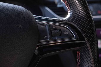 Škoda Octavia Combi RS TDI - 15